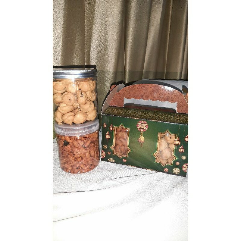 

HAMPERS BOX