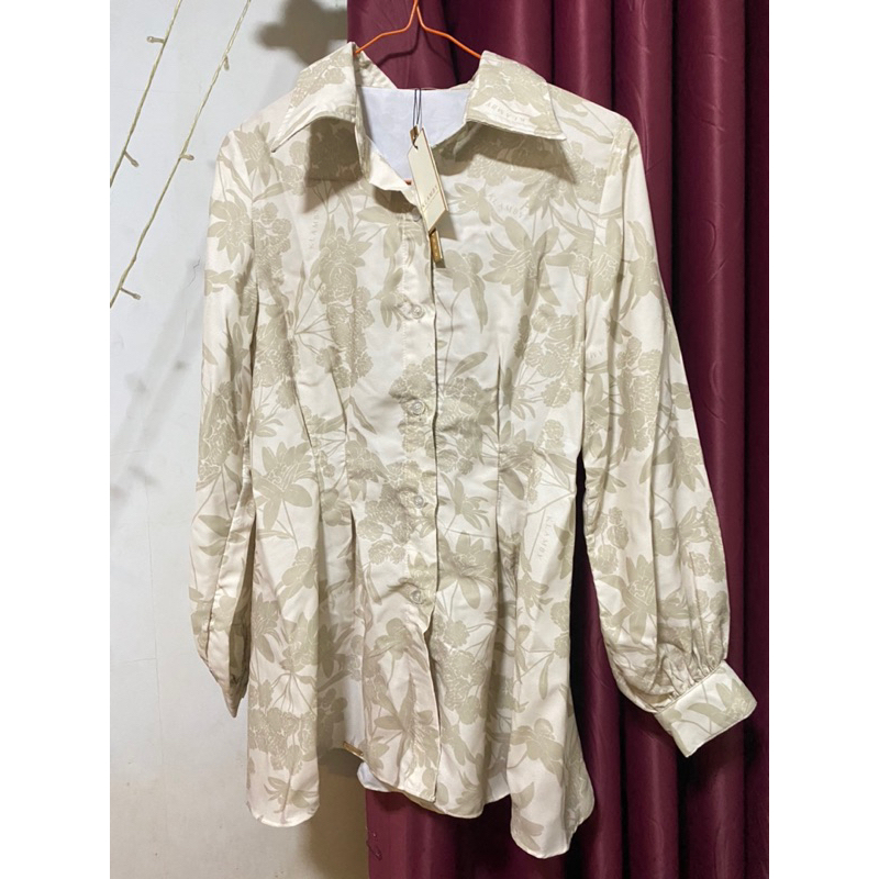 emma blouse ivory wearing klamby