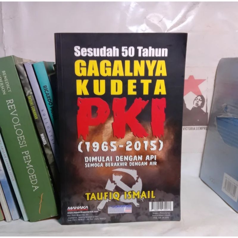 Taufiq Ismail: Karya dan Dunianya | Malu Aku Jadi Orang Indonesia | Tirani & Benteng | Prahara Buday