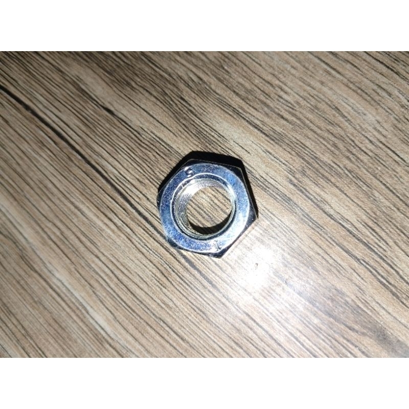 Mur Pully CVT Belakang Beat Vario M12 Kunci 19 Mur Kipas Rumah Roller