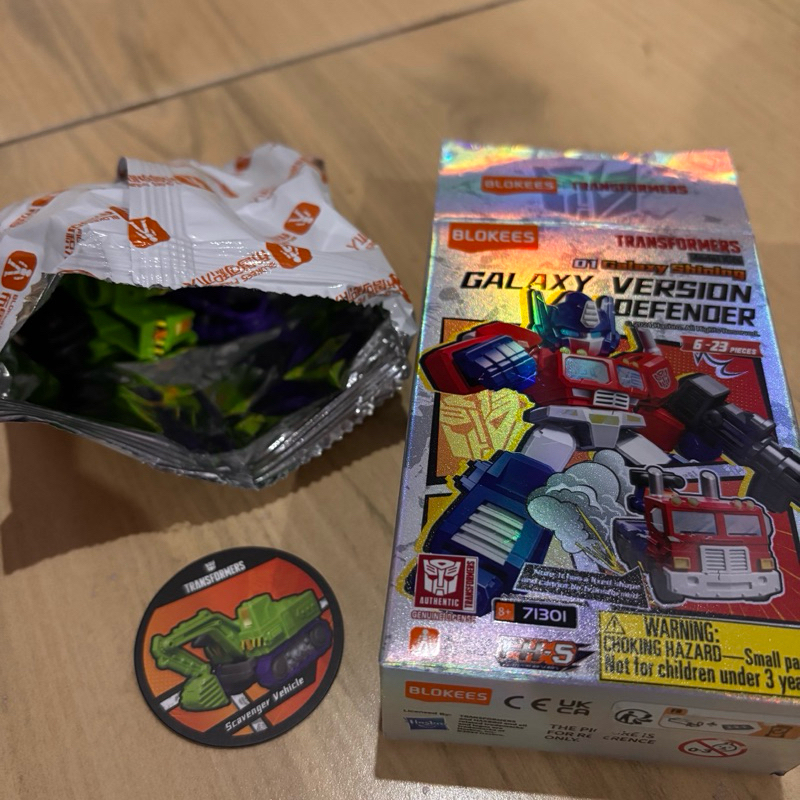 Blokees Defender Bumblebee, Bumblebee vehicle, Scavenger Vehicle (ofc)