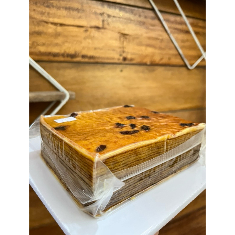 

(BISA KIRIM LUAR KOTA) Hampers Lapis Legit | Lapis Legit Klasik 15 x 12 x 5 cm