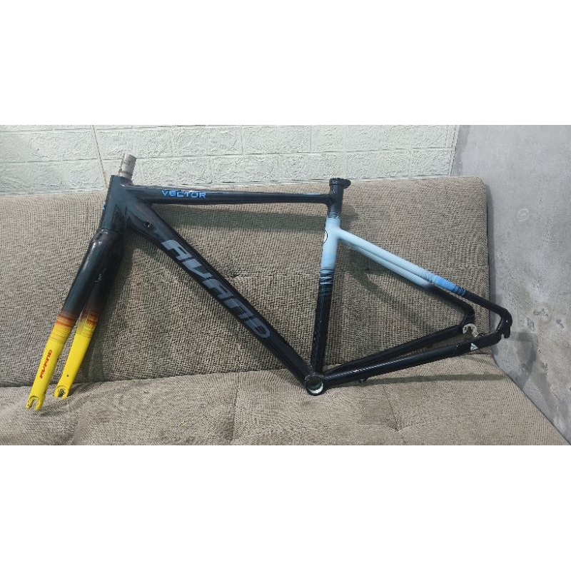 frame roadbike avand vector