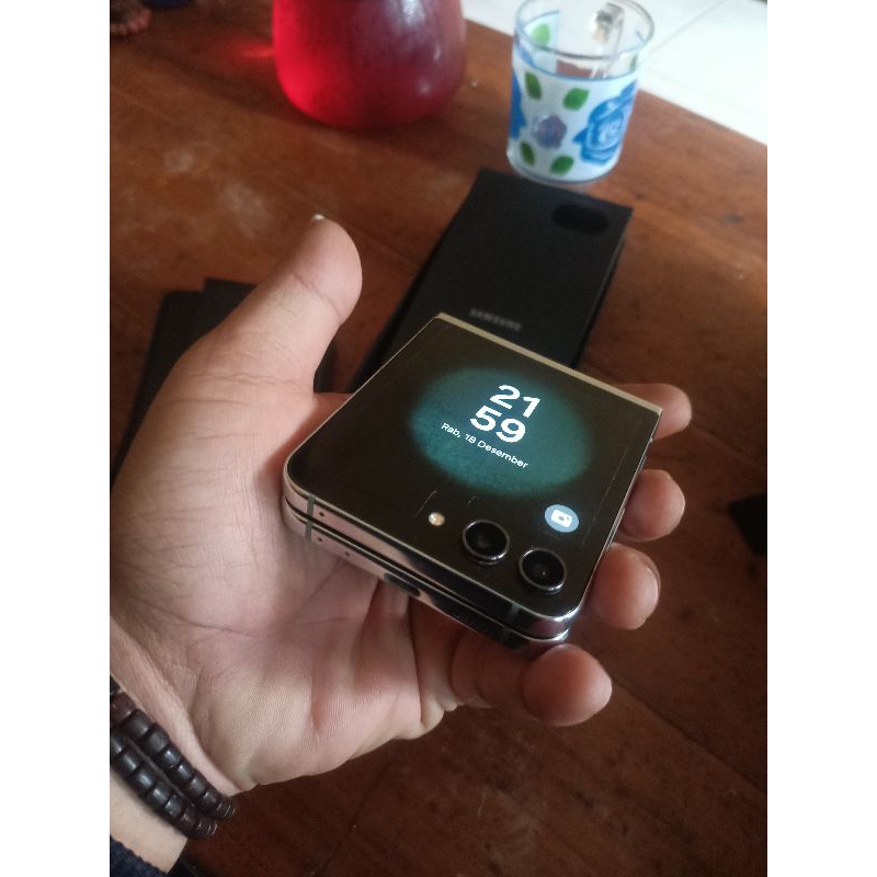 Samsung Z Flip 5 (8/256)ex SEIN second