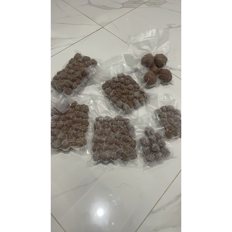 

Bakso daging sapi reeal 100% rasa dagingnya