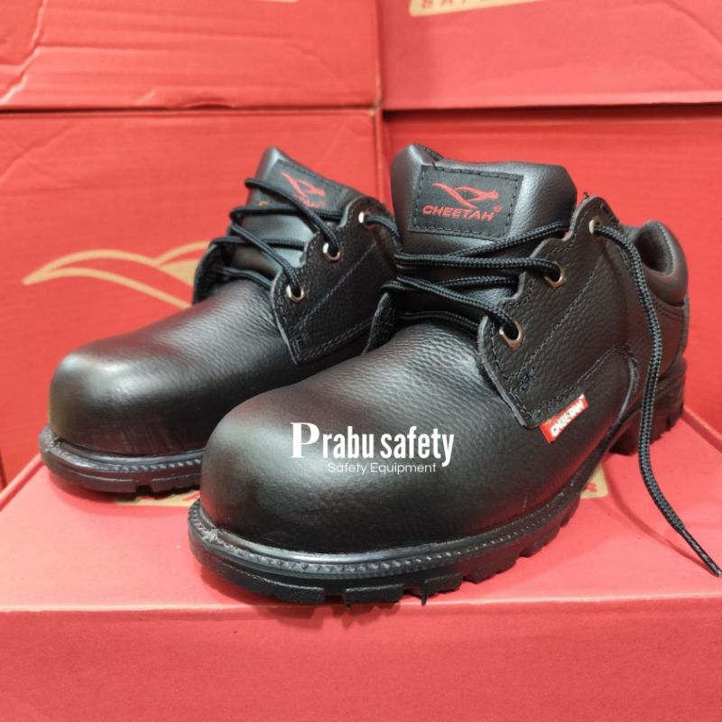 Safety Shoes Cheetah 2002 Hitam Nitrile Original 100% | Sepatu Safety Pria Cheetah 2002 Nitrile