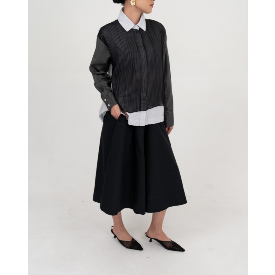 Seminggu.rtw - Twiggy Pleated Stripe Shirt ( SAMPLE SALE )