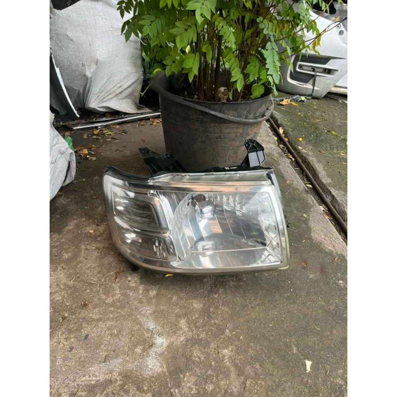 HEADLAMP FORD RANGER 2006 2007 2008 ORIGINAL