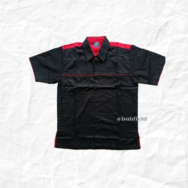KEMEJA BAJU SERAGAM HITAM KOMBINASI MERAH BAHAN AMERICAN DRILL