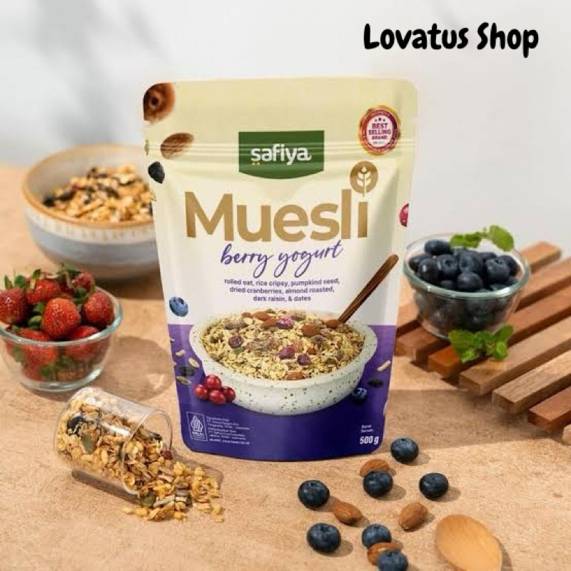 

Safiya Muesli Berry Yogurt Sereal Oat Buah Kacang Menu Sarapan