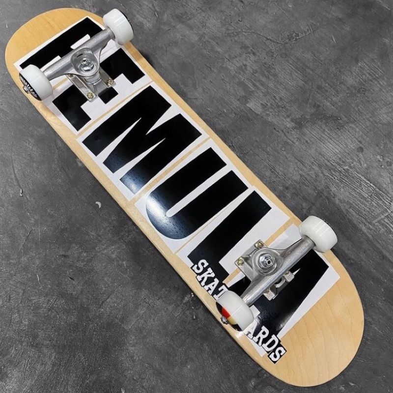 Skateboard Pemula by Puppets