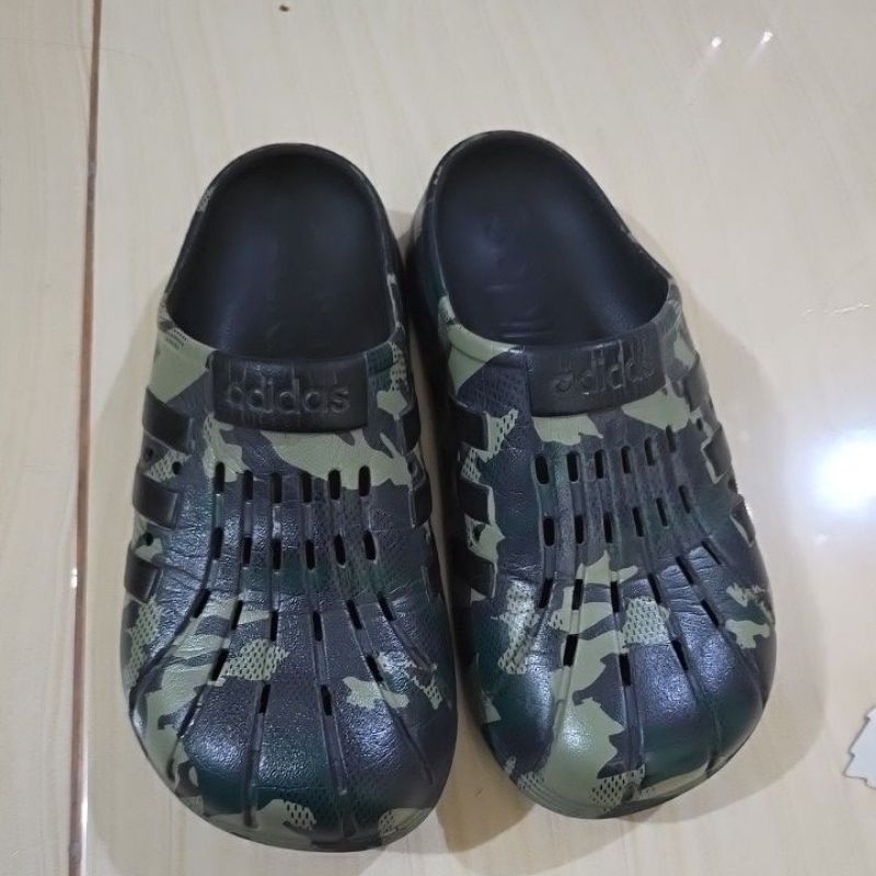 sandal pria bekas ori ☆didas.ukuran 42