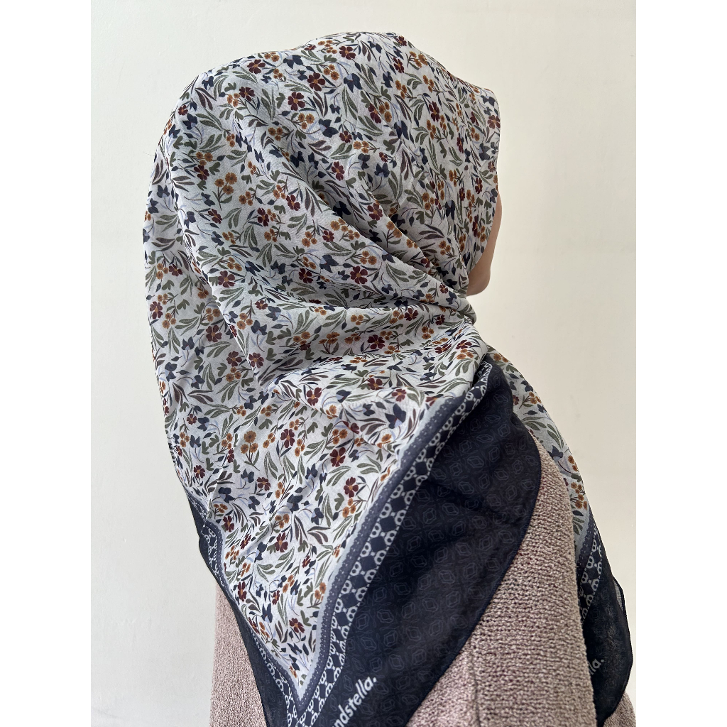 Luminous Beauty Veils - [MOONANDSTELLA] [KODE D] Hijab Segi Empat Moonandstella/Hijab Segi Empat Mot