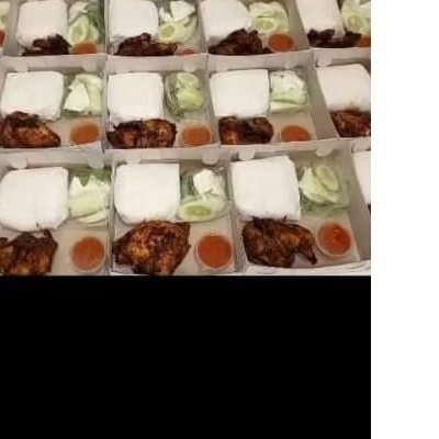 

paket nasi ayam bakar