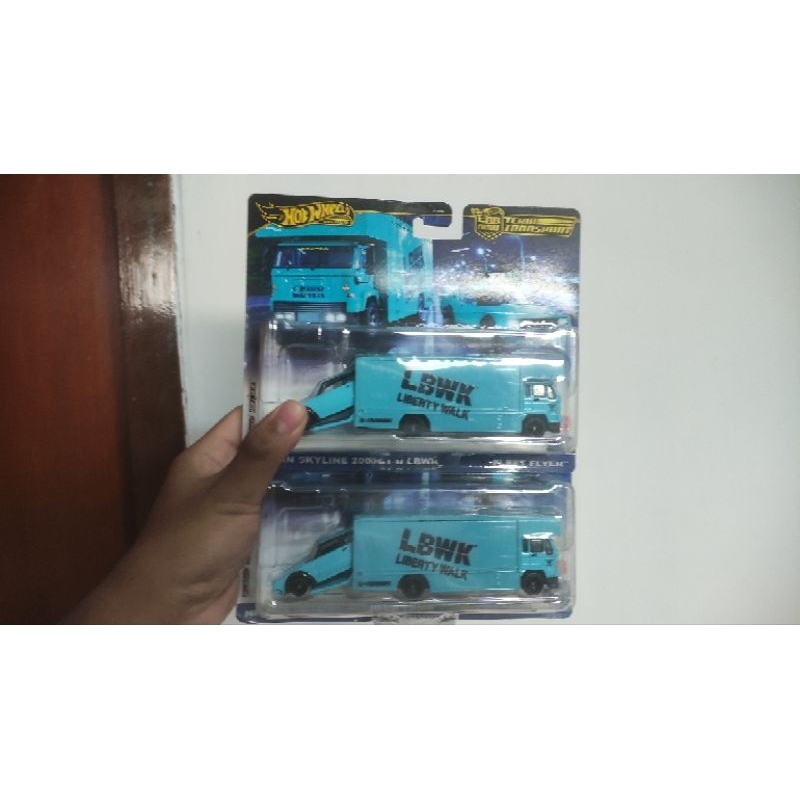 (harga satuan) hotwheels premium team transport Nissan Skyline 2000 GT-R