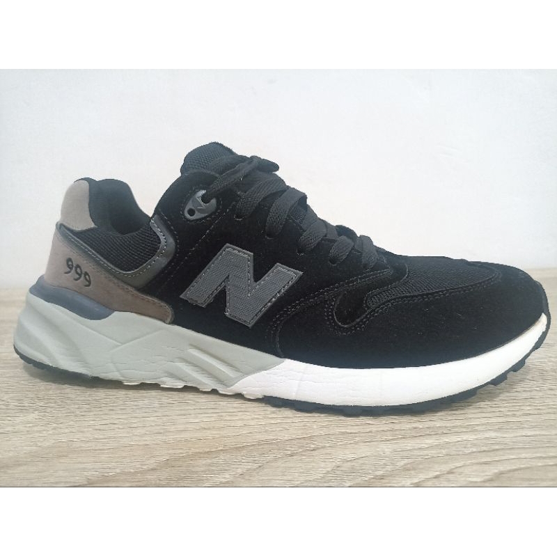 Sepatu Mantan - NB seri 999 Size 43