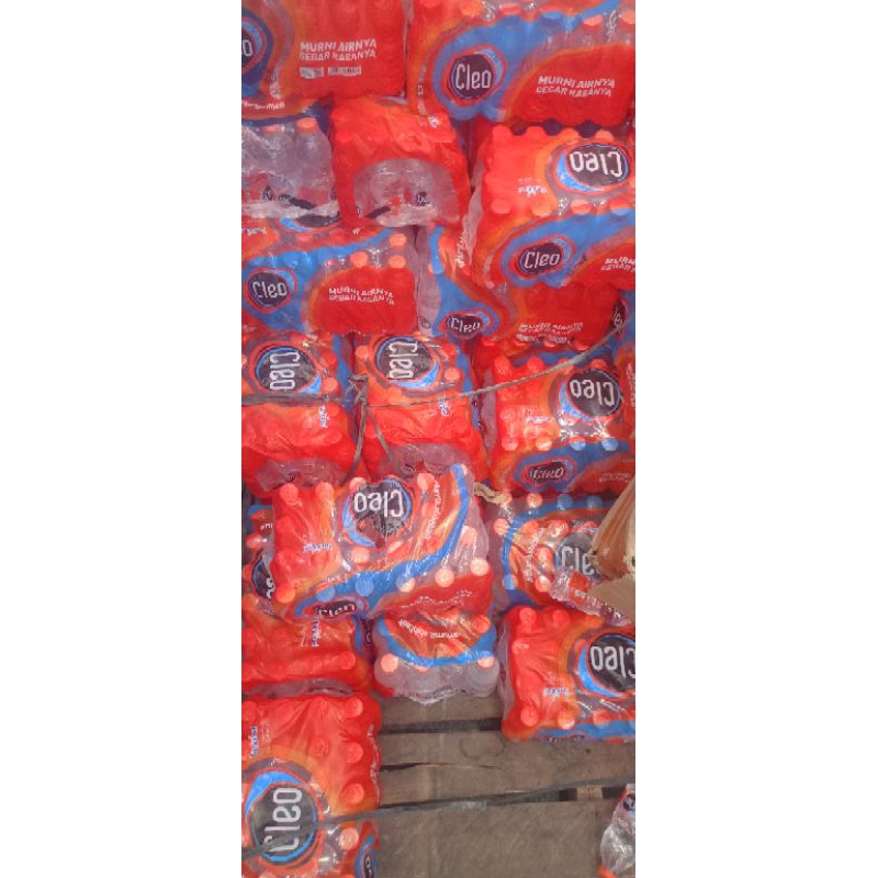

air mineral cleo 1pak isi 24pcs