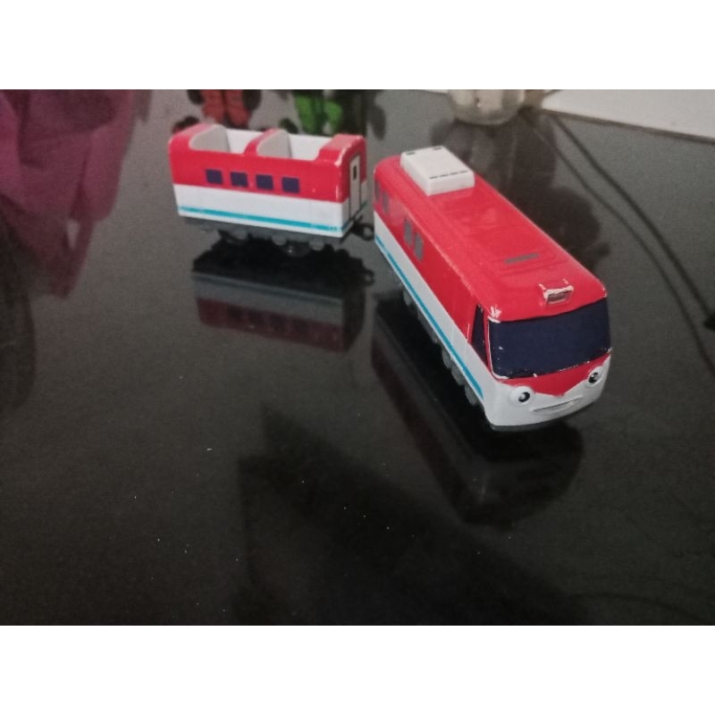 mainan anak kereta titipo kereta api titipo original iconix