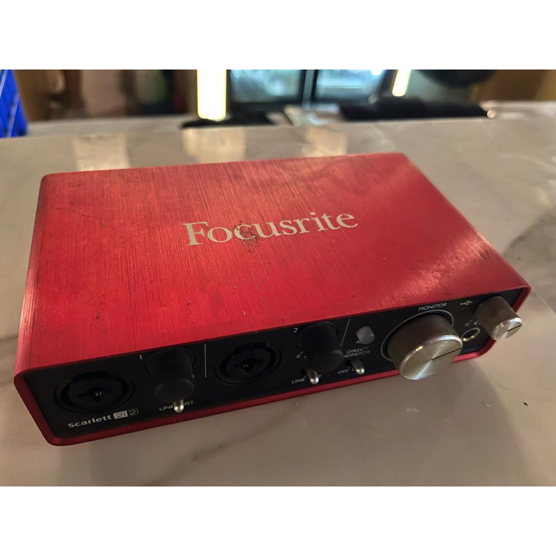 Focusrite 2i2 gen2rd second