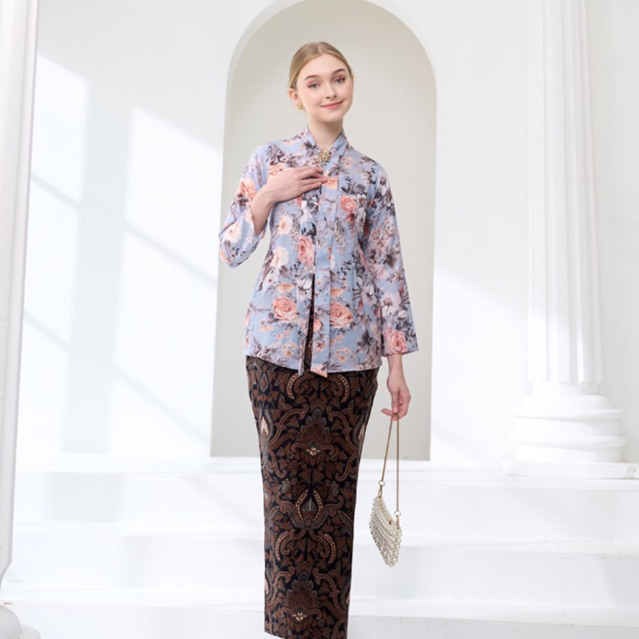 Kebaya Kartini Motif Bunga / Kebaya Bigsize Bunga Biru / Kebaya Kartini Jumbo Modern