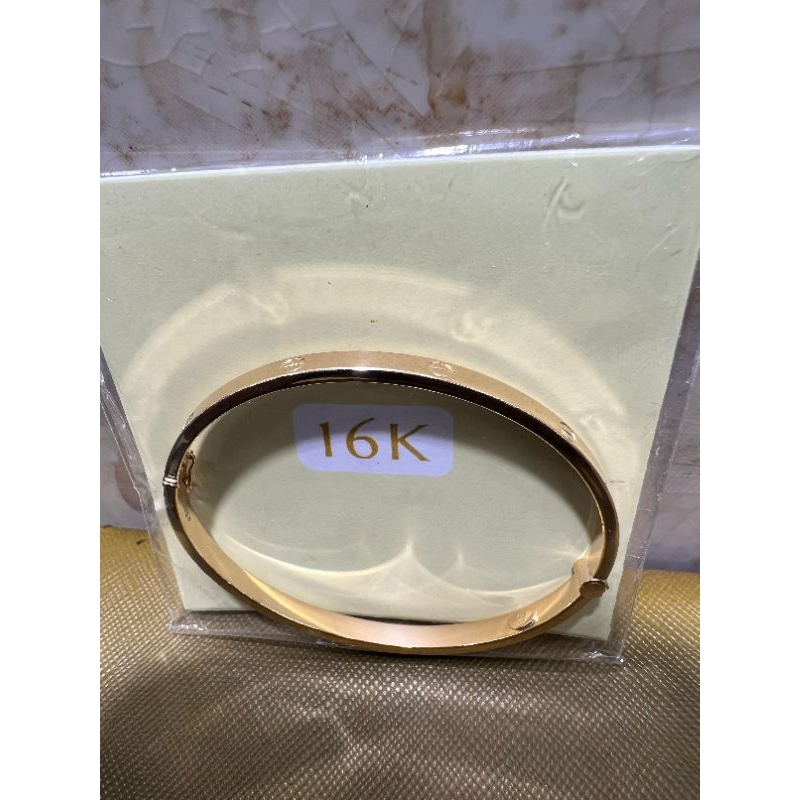 Gelang oval Cartier mas 700