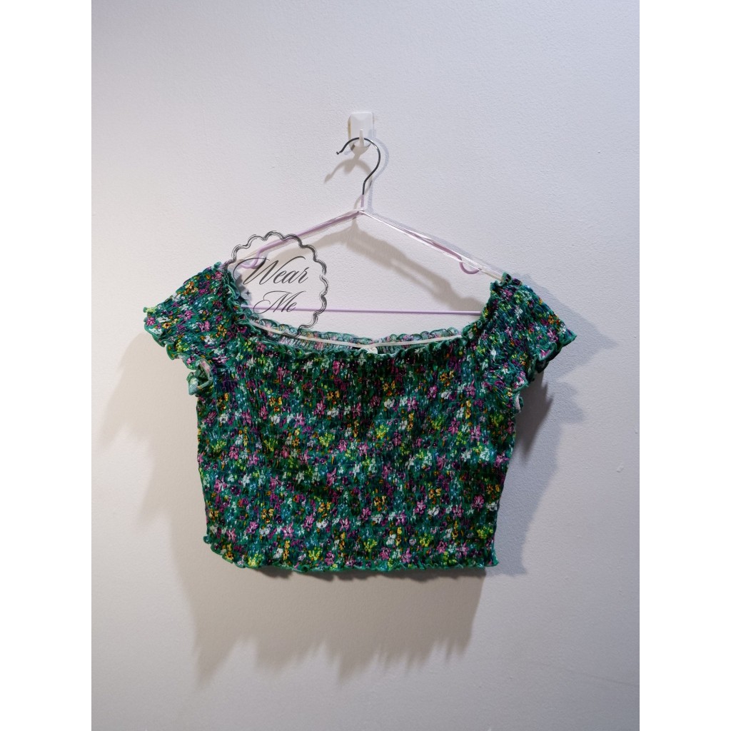 [PRELOVED] [WEARME CLOSET] H&M Green Floral Off Shoulder Crop Top SIZE M
