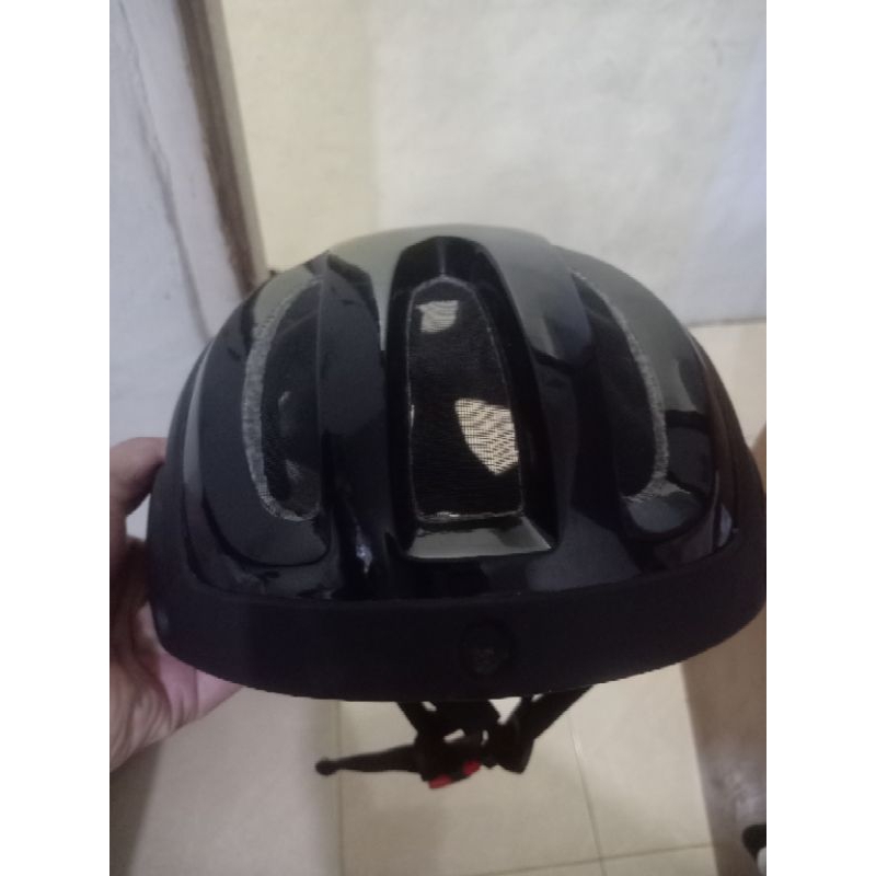 Helm sepeda elyon