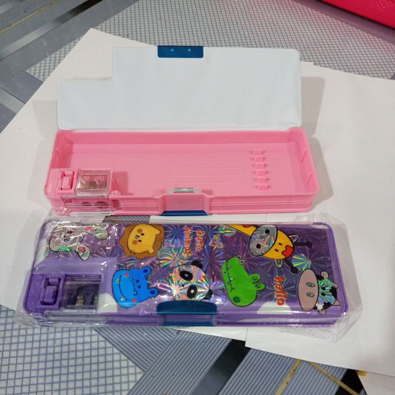 

(1pcs) tepak pensil besar motif