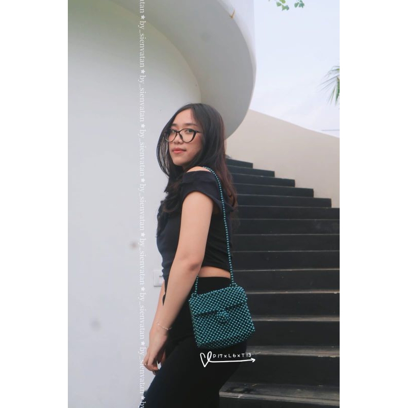 TAS MANIK MANIK / BEADED BAG