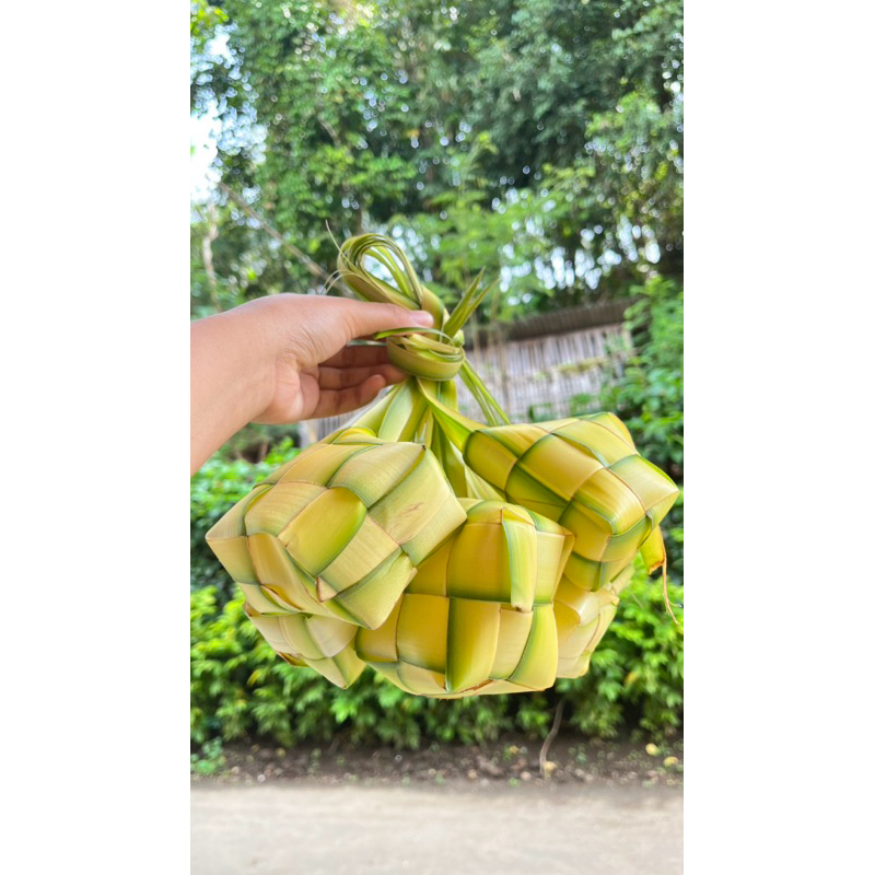 

Cangkang Kupat Lebaran Isi 10