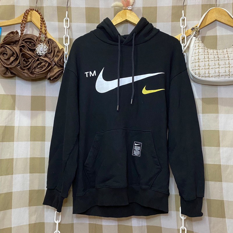 146 Hoodie Nike Pria