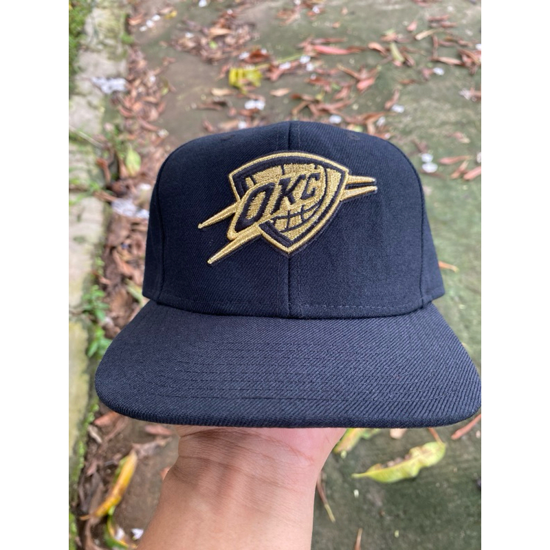 Topi Mitchell & Ness NBA OKC Gold series