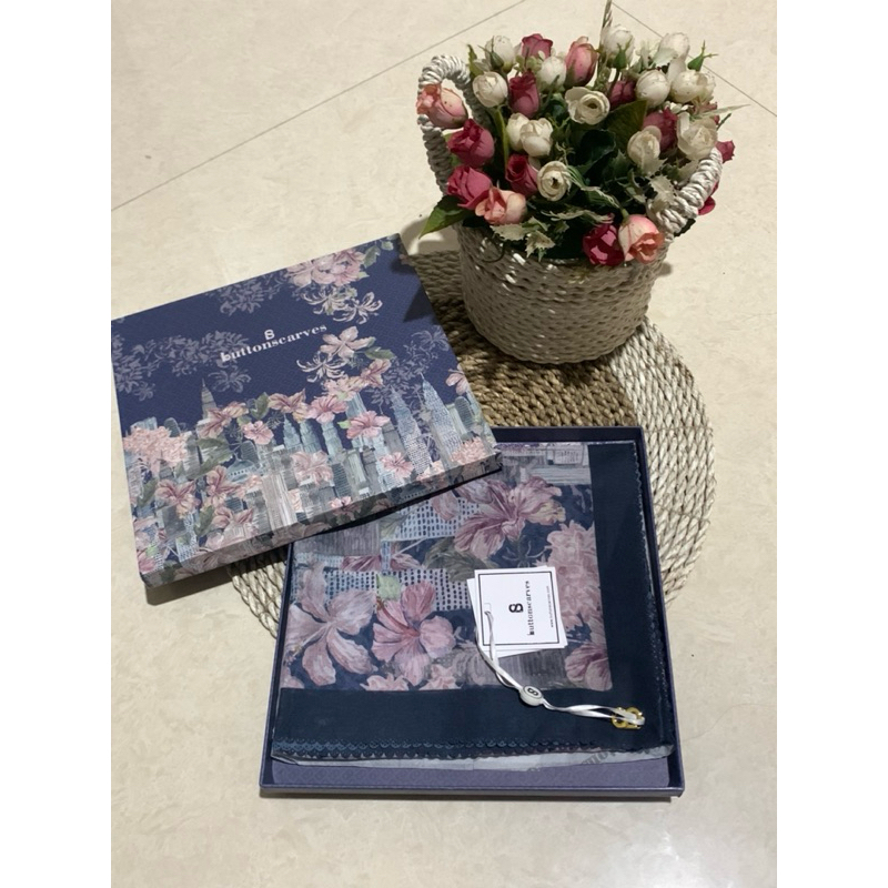 New Hijab Buttonscarves The Malaya