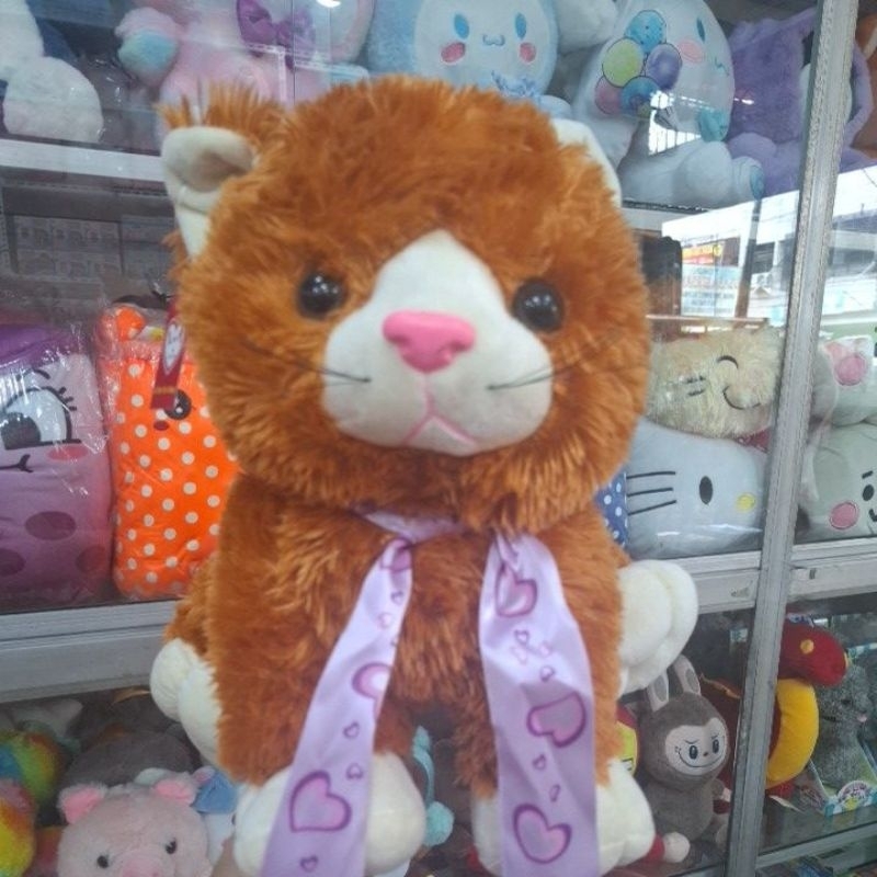 Boneka Kucing berpita