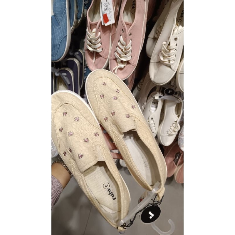 [JASTIP] SEPATU RUBII