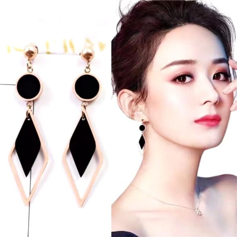 Anting bahan Titanium Kotak Hitam Rosegold