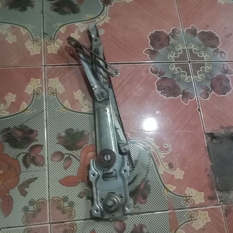 legulator kaca hijet