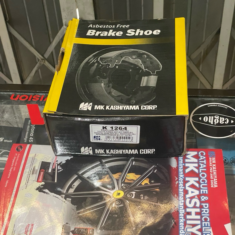 KAMPAS REM BELAKANG / BRAKE SHOE  GRAND LIVINA / JUKE MK KASHIYAMA