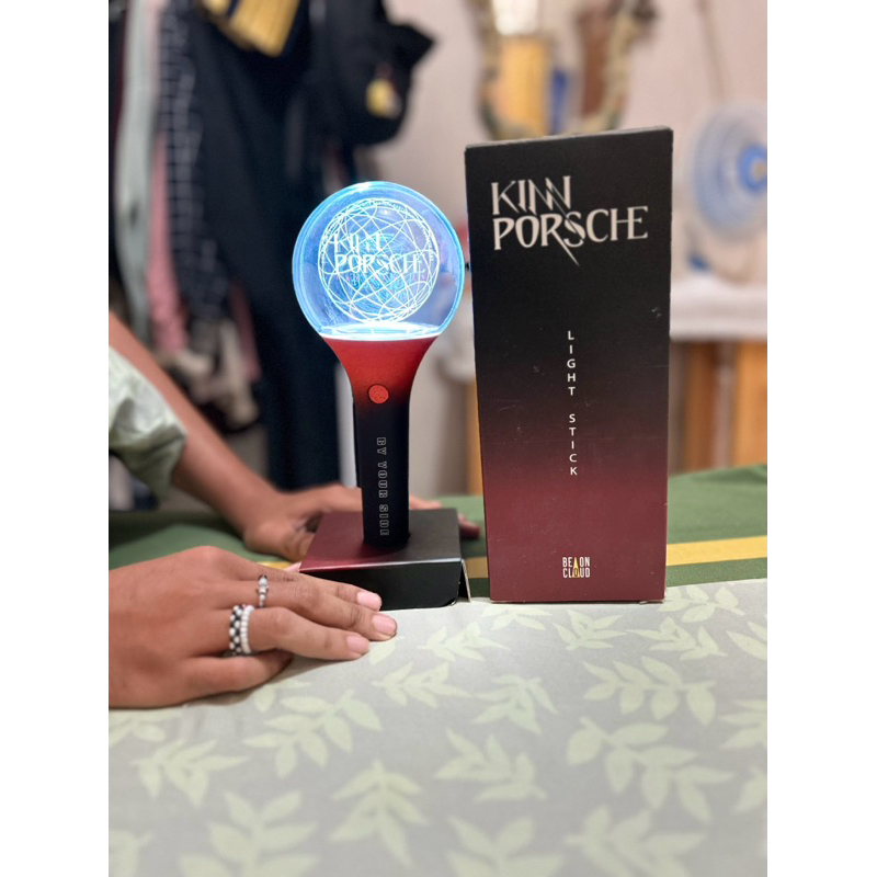 KINNPORSCHE OFFICIAL LIGHTSTICK PRELOVED