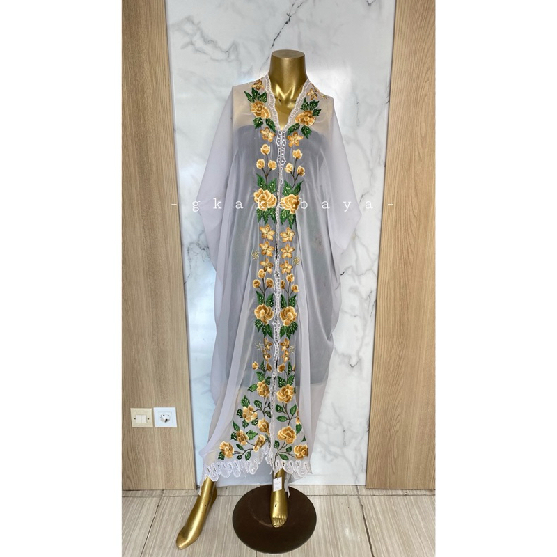 KEBAYA PANJANG BORDIR BUNGA PUTIH/KEBAYA BALI/KAIN KEBAYA