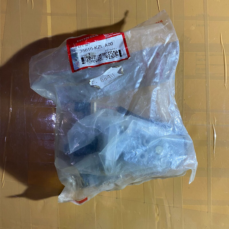 35010KZLA00 Kunci Kontak - Key Set Honda Spacy