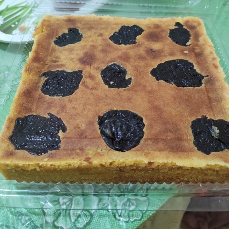 

Lapis Prunes 1 loyang (20 x 20)