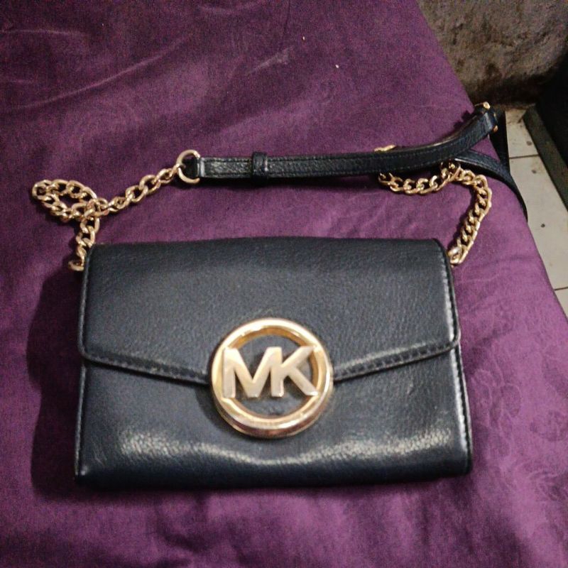 Dompet MK prelove
