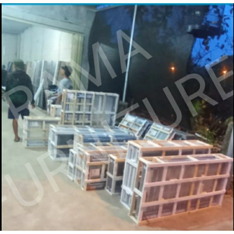

PACKING KAYU UNTUK KEAMANAN PAKET