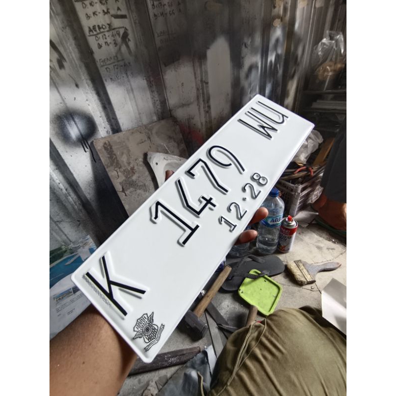PLAT NOMOR MOBIL variasi kecil