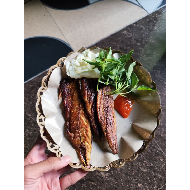 

Ikan Makarel Pangang 200gram/500gram