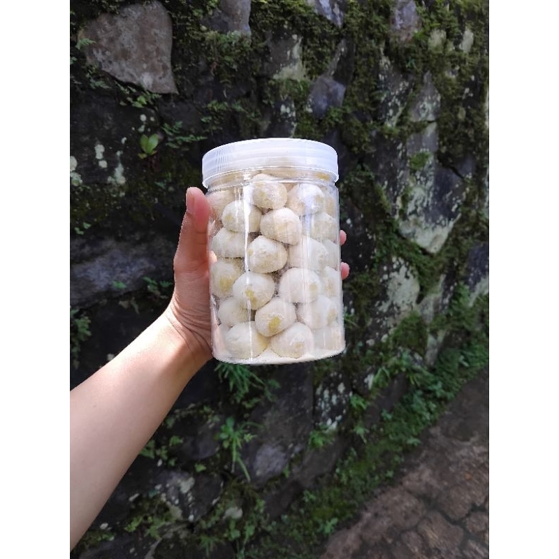 

Bola Salju almond, kue salju almond