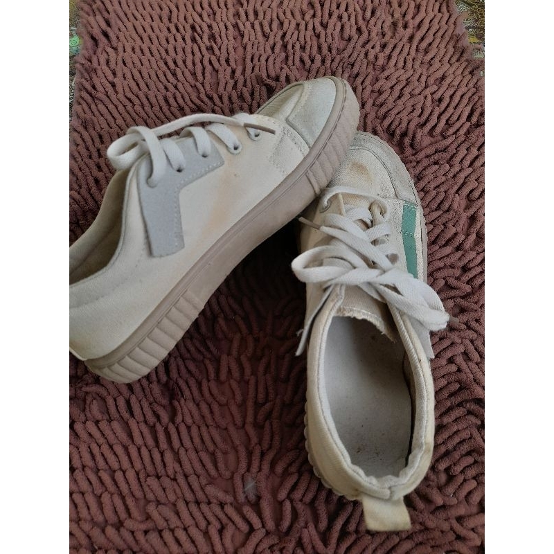 Fleur shoes | sneakers unisex preloved
