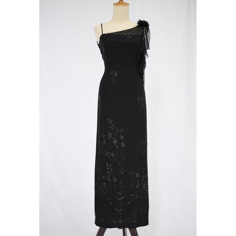 gaun pesta simple longdress hitam