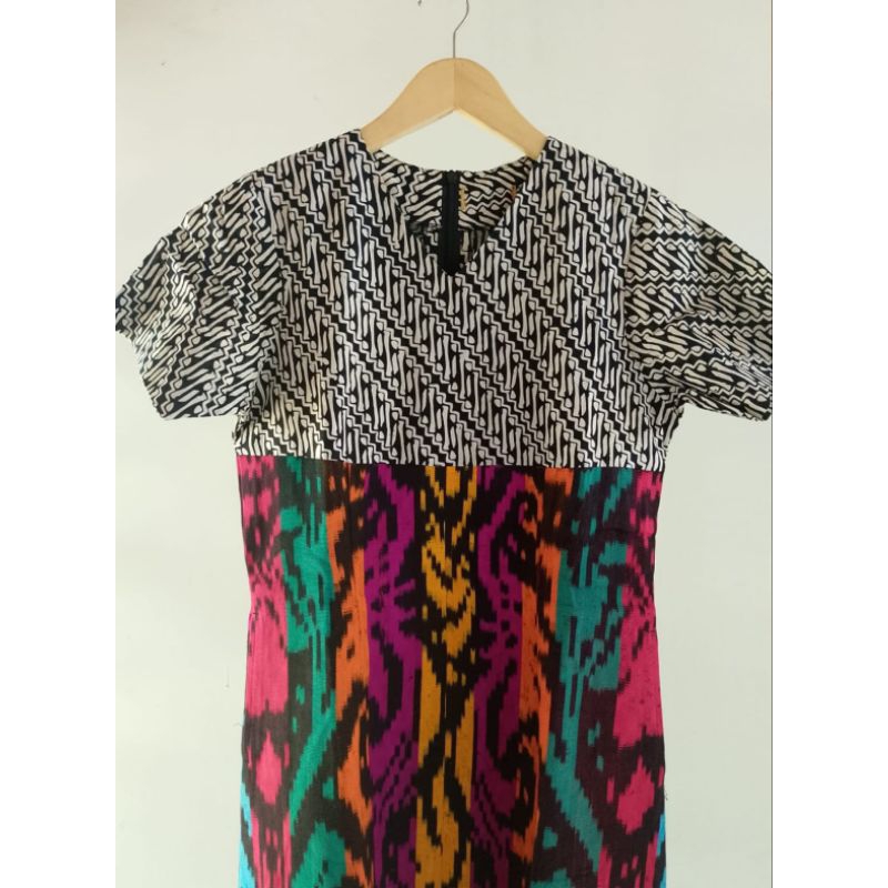 DressPanjangBatikTenunKupang